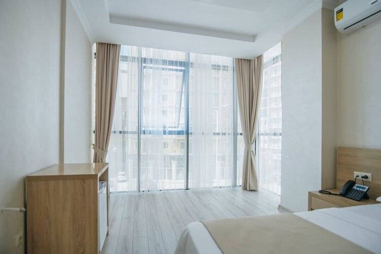Hotel Batumi Palace