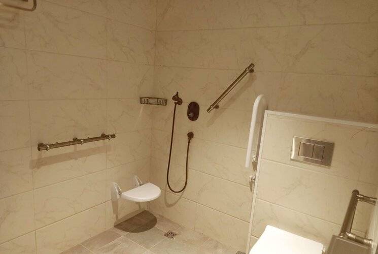 Ramada By Wyndham Tbilisi Old City Mimino