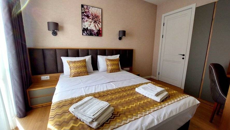 Falcon Boutique Hotel