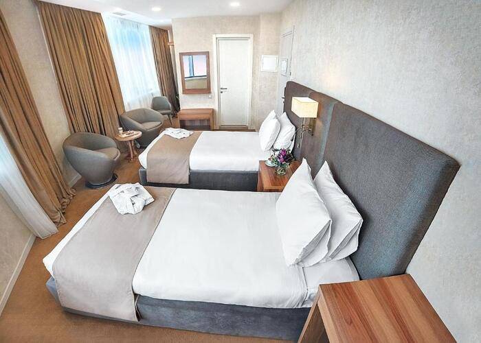 Meta Business Hotel