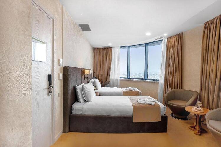 Meta Business Hotel
