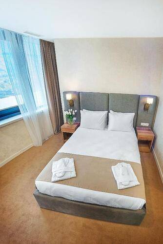Meta Business Hotel
