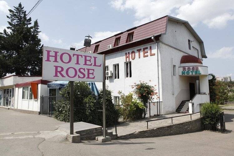 Rose Hotel