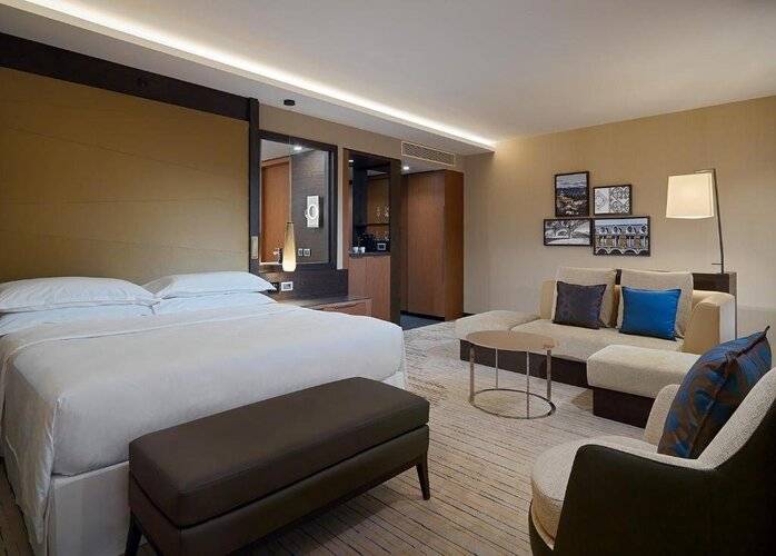 Sheraton Grand Tbilisi Metechi Palace