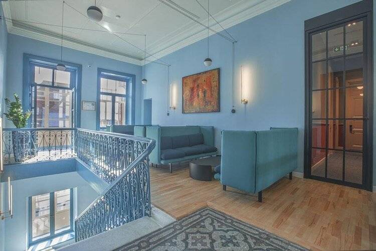 Heritage Hotel And Suites