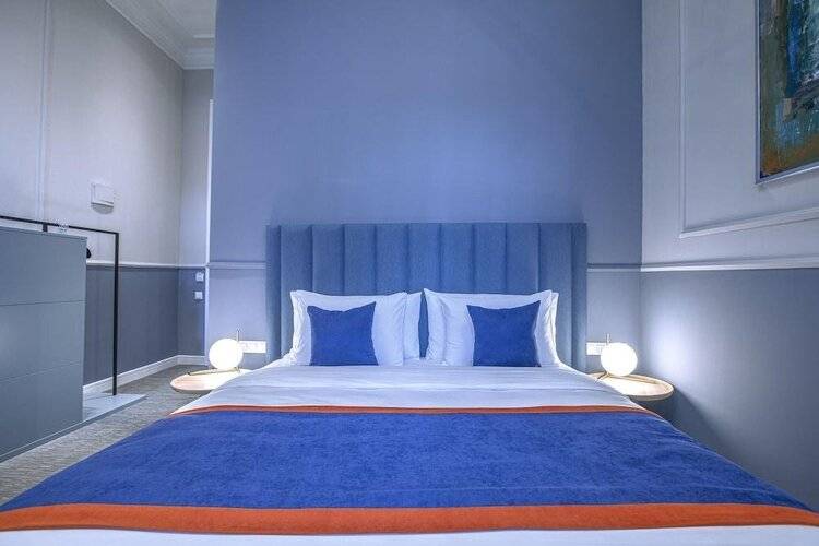 Heritage Hotel And Suites