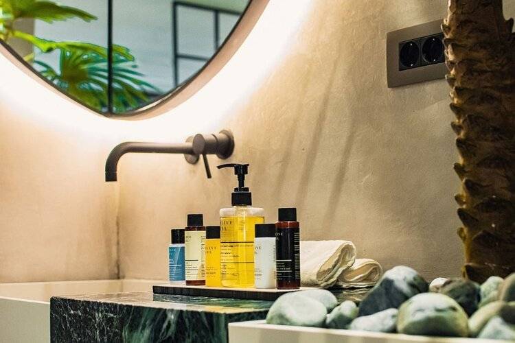 Project 3 Urban Chic Hotel