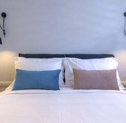 $item['hotel']['name']