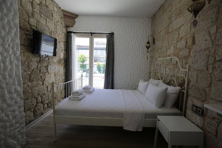 Kybele Alacati