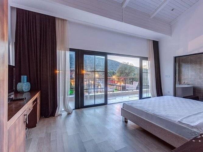 Suess Alaçatı Otel