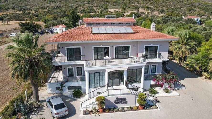 Suess Alaçatı Otel