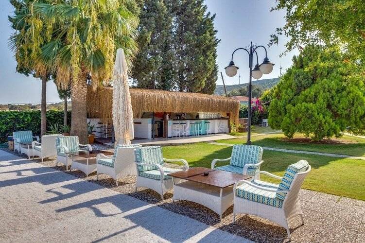 Suess Alaçatı Otel