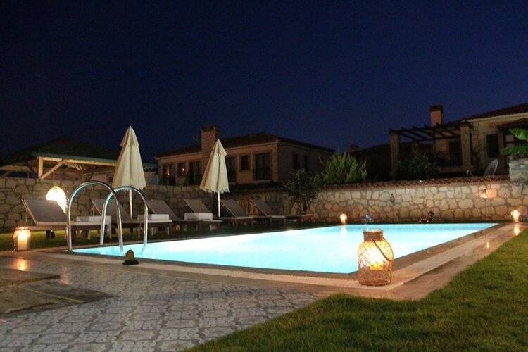 Windmill Alacati Boutique Hotel