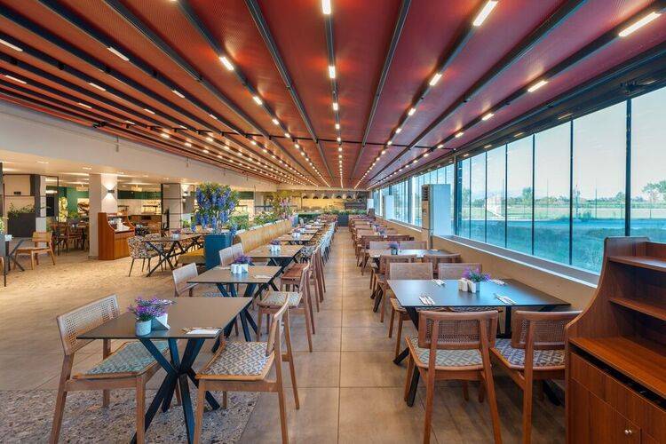 Hotella Hotel & Spa