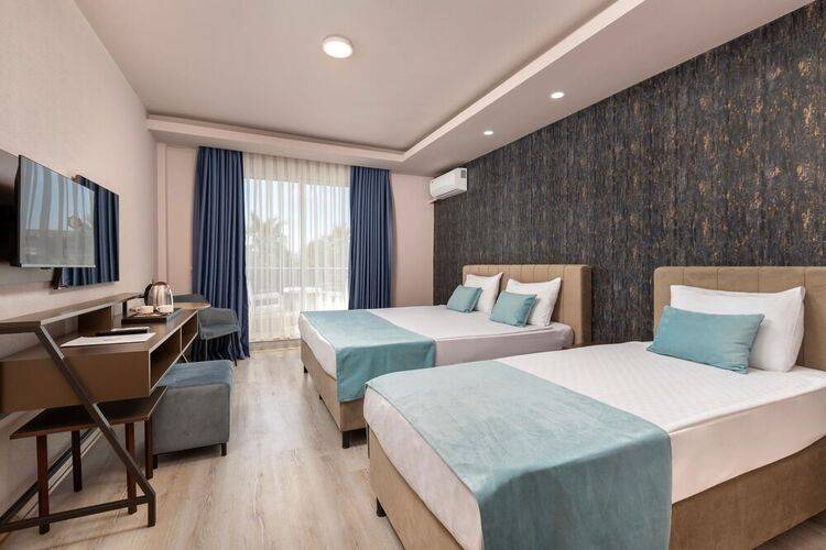 Hotella Hotel & Spa