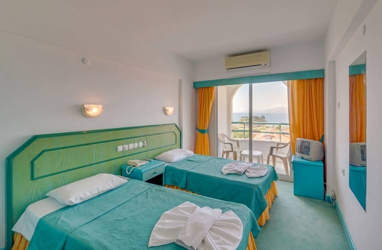 Albora Hotel