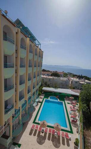 Albora Hotel