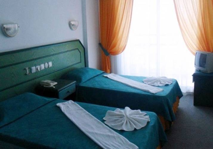 Albora Hotel