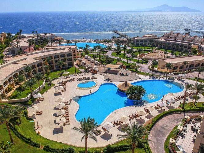 Cleopatra Luxury Resort Sharm (Adults Only 16+)
