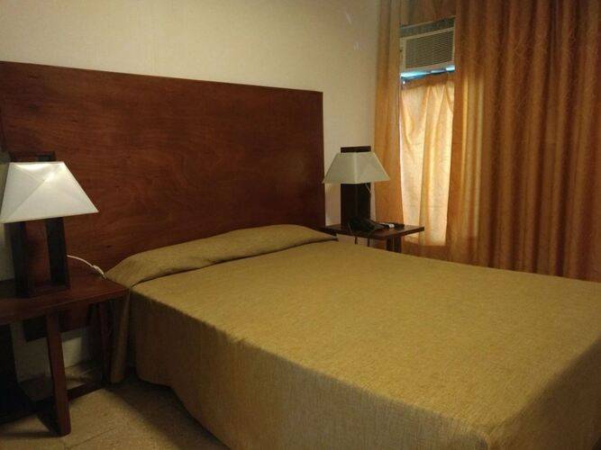 Hotel Mariposa