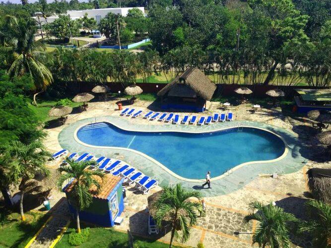 Hotel Mariposa