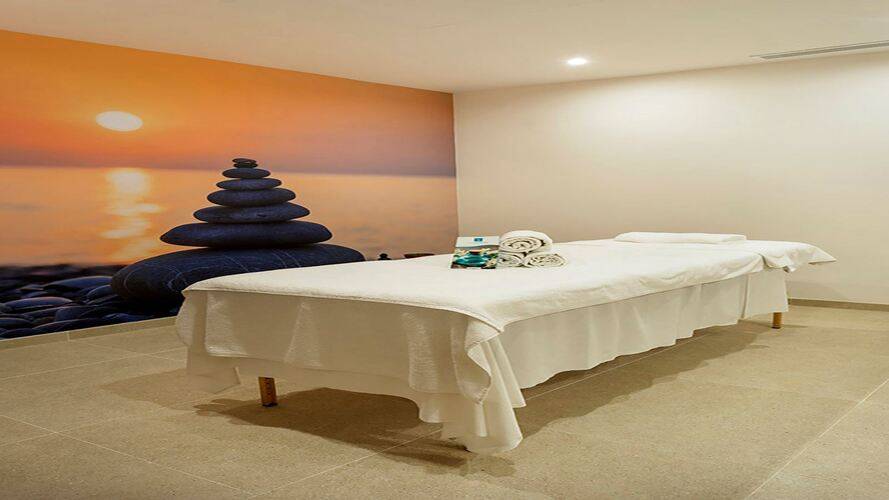 Parque Nereida Suites Hotel (Adults Only 16+)