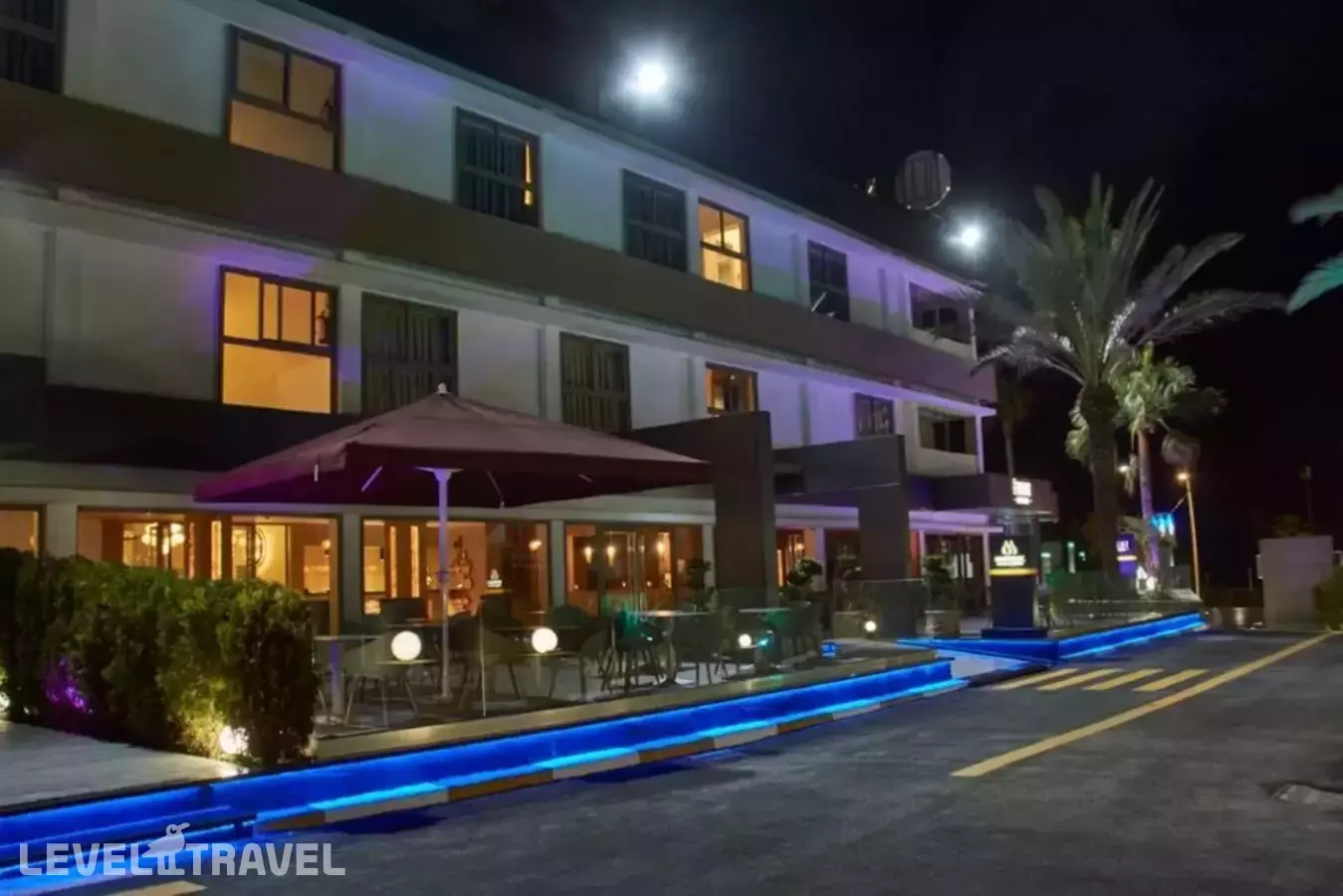 Mabrouk Hotel And Suites