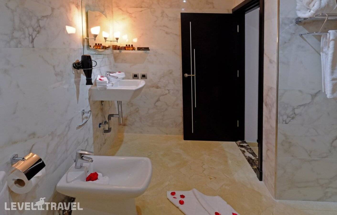 Изображение отеля 32