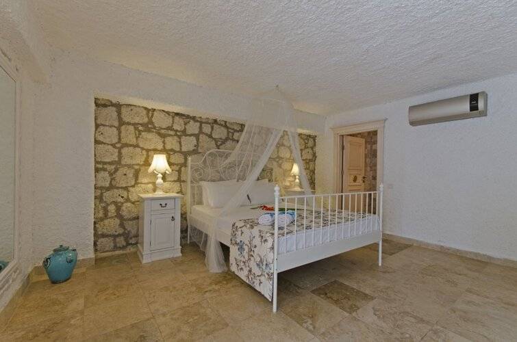 Alacati Roka Tas Otel