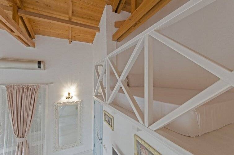 Alacati Roka Tas Otel