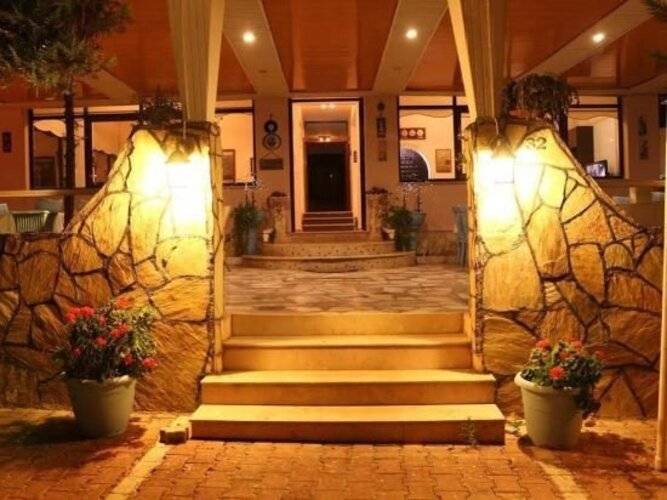 Arya Otel