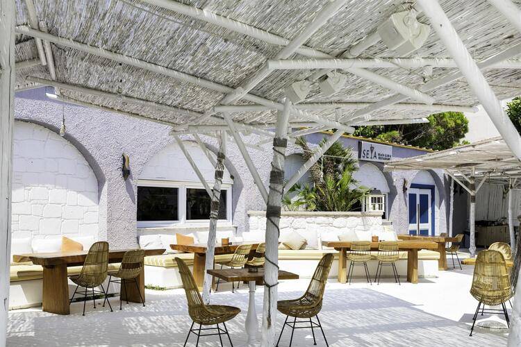 Design Plus Seya Beach Hotel