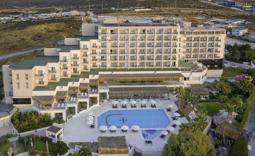 Design Plus Seya Beach Hotel