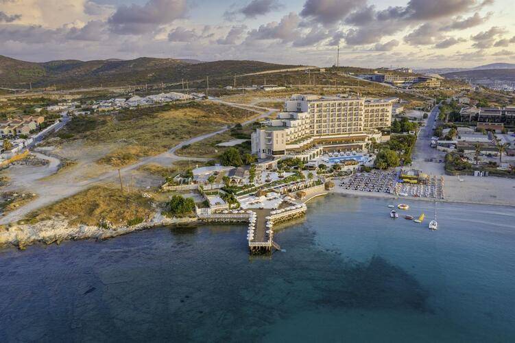 Design Plus Seya Beach Hotel