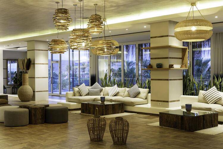 Design Plus Seya Beach Hotel