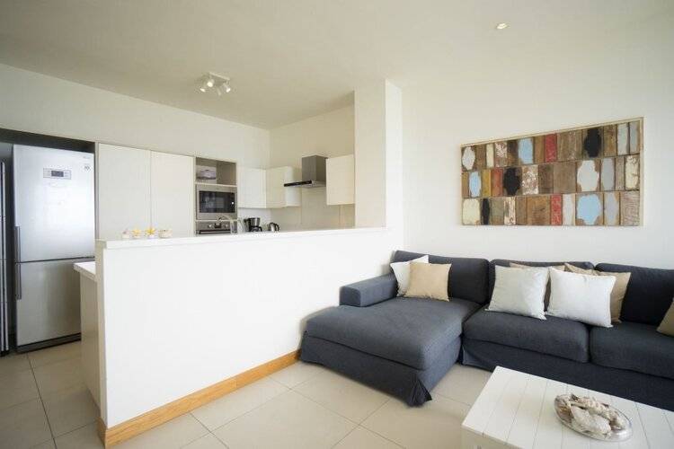 Villasun Seafront Apartment At Cap Ouest