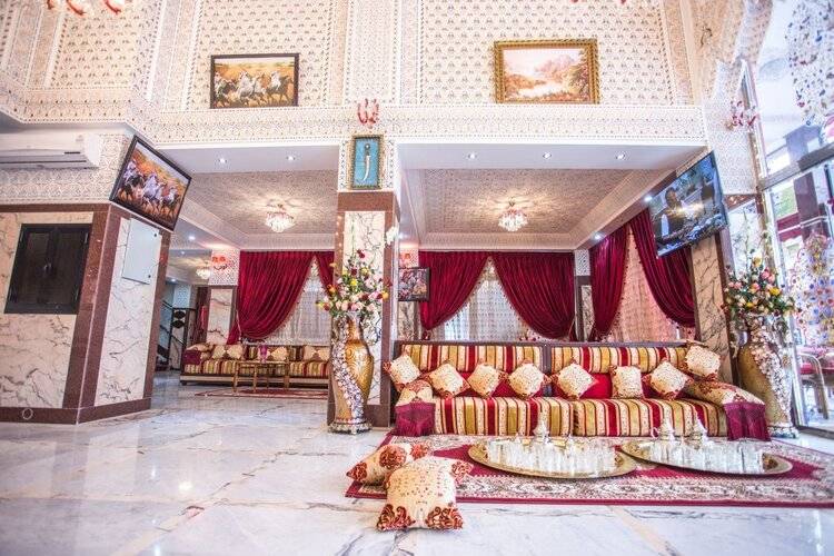 Hôtel Les Ambassadeurs