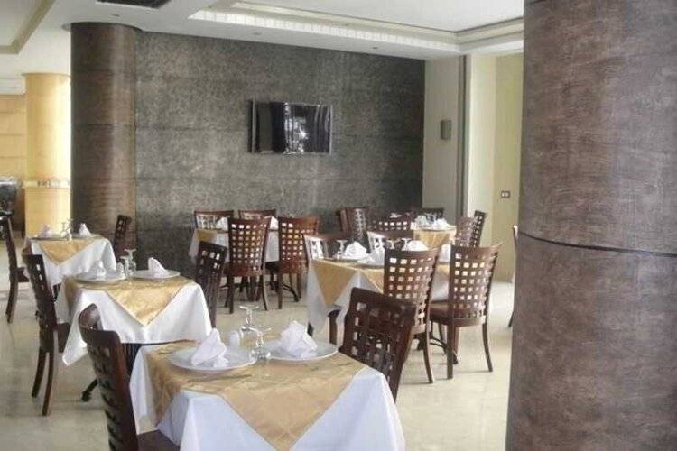 Hotel La Capitale