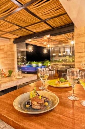 The Yucatan Resort Playa Del Carmen