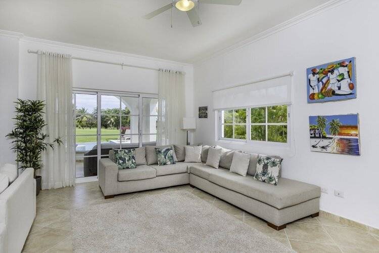 Beautiful 5-Bdr 2 Levels For Rent In Punta Cana