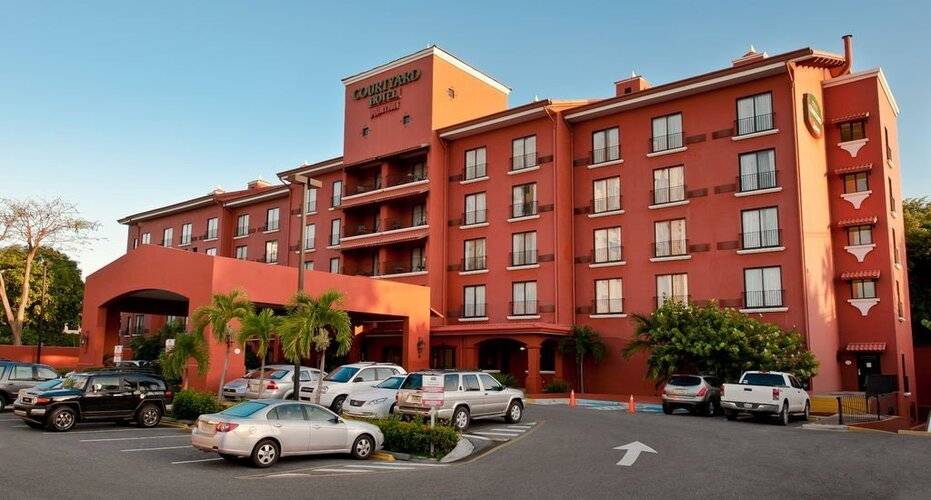 Courtyard By Marriott Santo Domingo 3★, Санто-Доминго