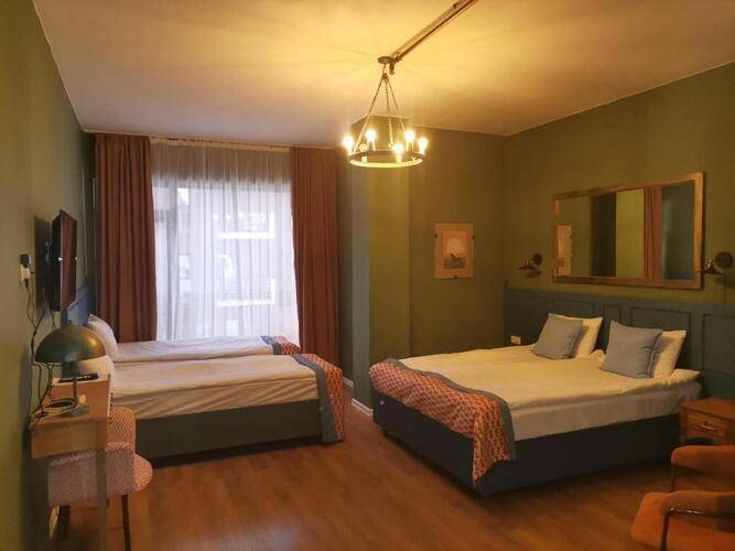 Raimond Palace
