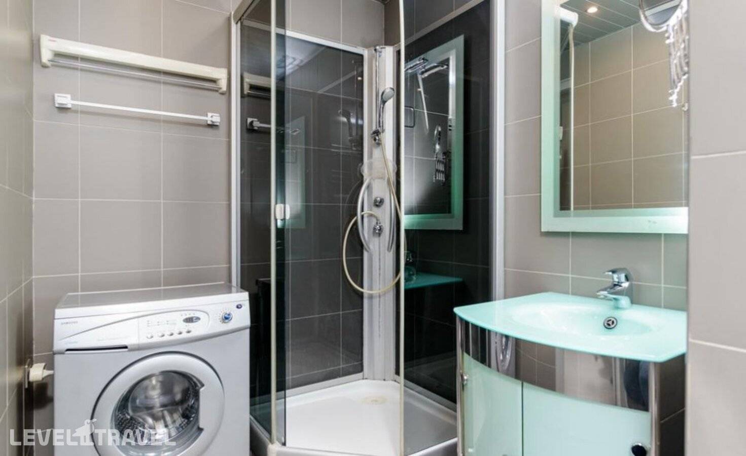 фотографии отеля Funny Dolphins (Фанни Долфинс) На Большой Спасской 8 в Россия(Центральный административный округ (ЦАО)) - фото №3