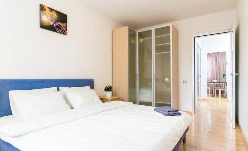 Funny Dolphins На Большой Спасской 8