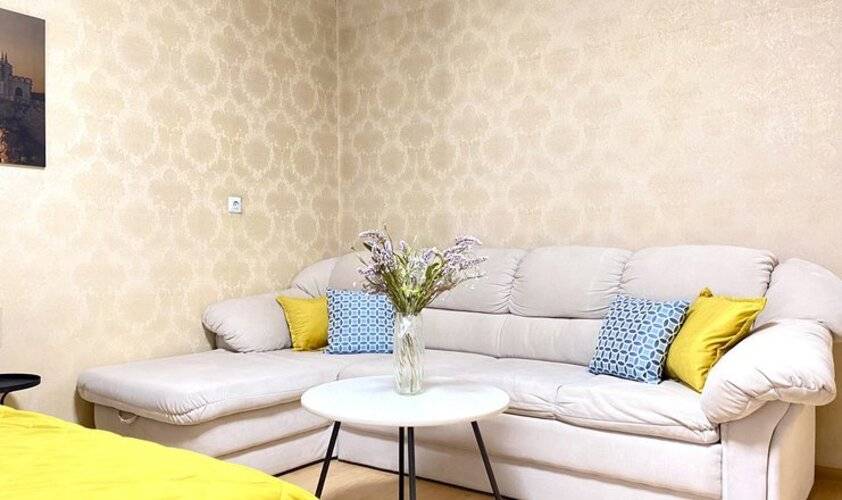 Просторные Апартаменты В Самом Центре У Озера Апартмари (Apartmari)