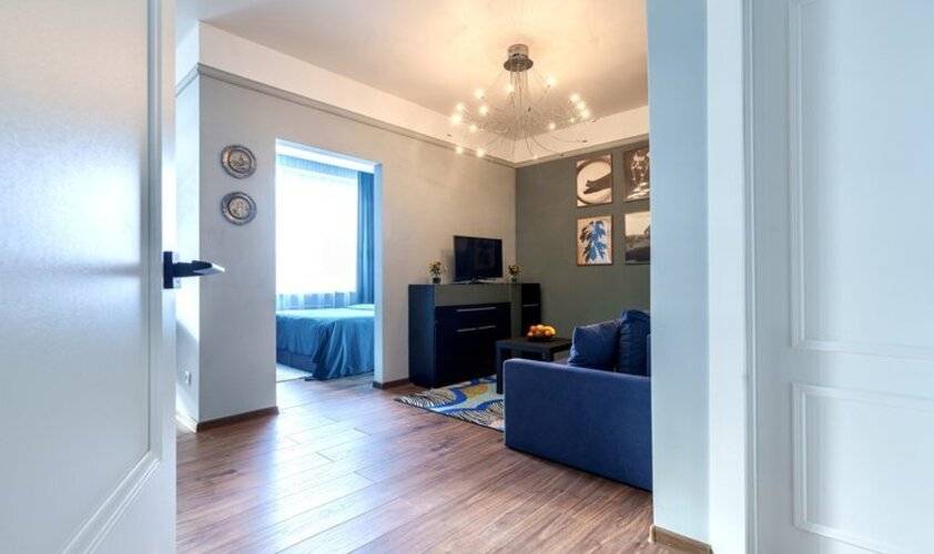 Apartmari На Леонова 47
