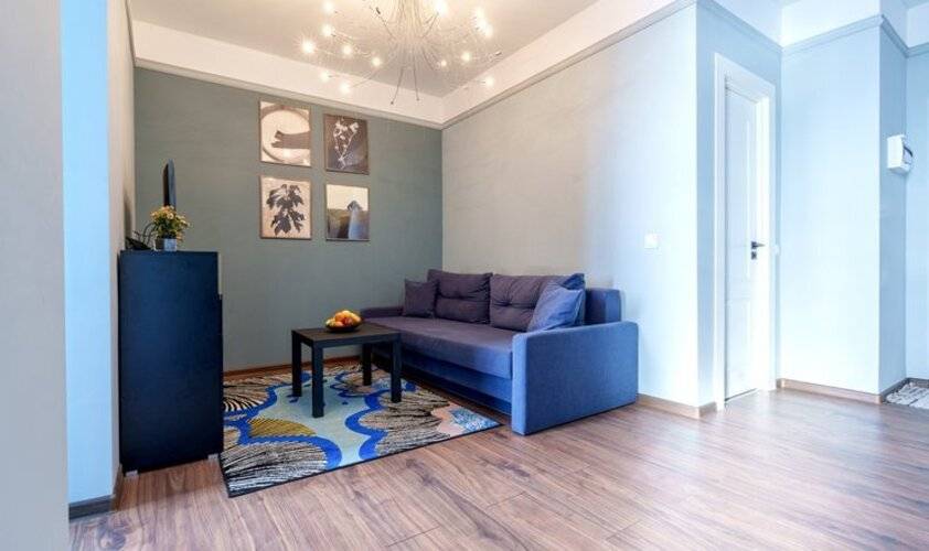 Apartmari На Леонова 47