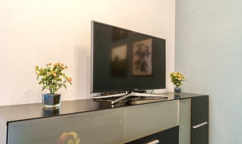 Apartmari На Леонова 47