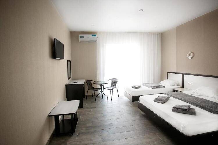Diamond Delux Hotel