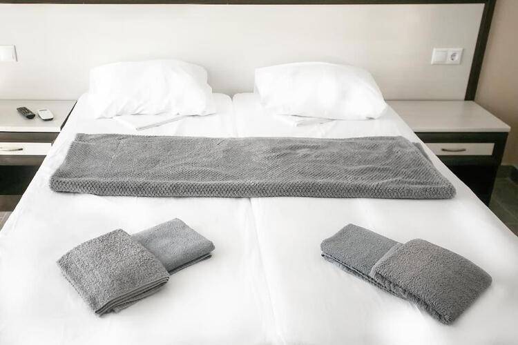 Diamond Delux Hotel
